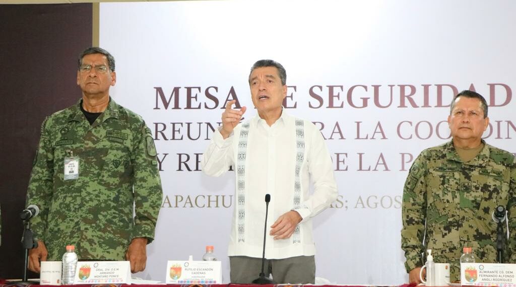 Junto a la Federación brindamos ayuda humanitaria a personas desplazadas, destaca Rutilio Escandón