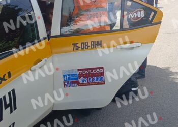 Chocan un taxi y el responsable se dio a la fuga