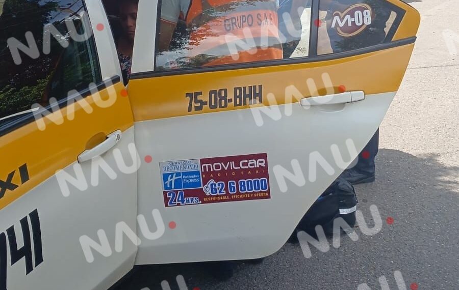 Chocan un taxi y el responsable se dio a la fuga