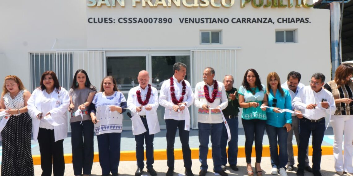 En Venustiano Carranza, Rutilio Escandón inaugura reconversión del Centro de Salud San Francisco Pujiltic