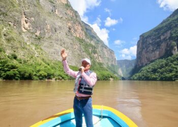 Rutilio Escandón supervisa acciones de limpieza del Cañón del Sumidero