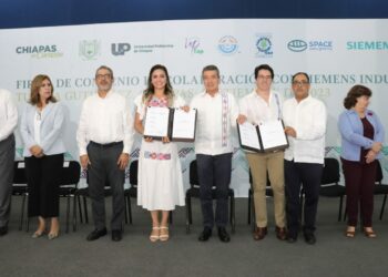 Atestigua Rutilio Escandón convenio entre Siemens Industry Software y universidades públicas de Chiapas