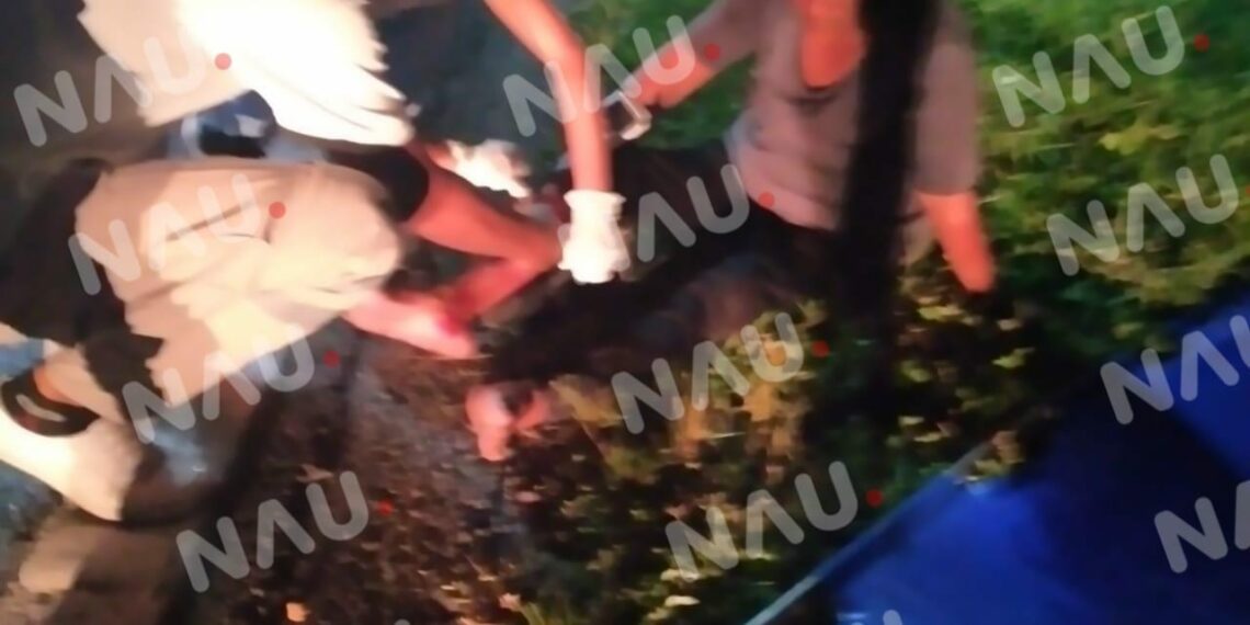 Señora de la tercera edad fue atropellada por una motocicleta.