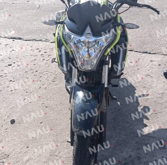 Choque por alcance de Motocicleta vs vehiculo estacionado