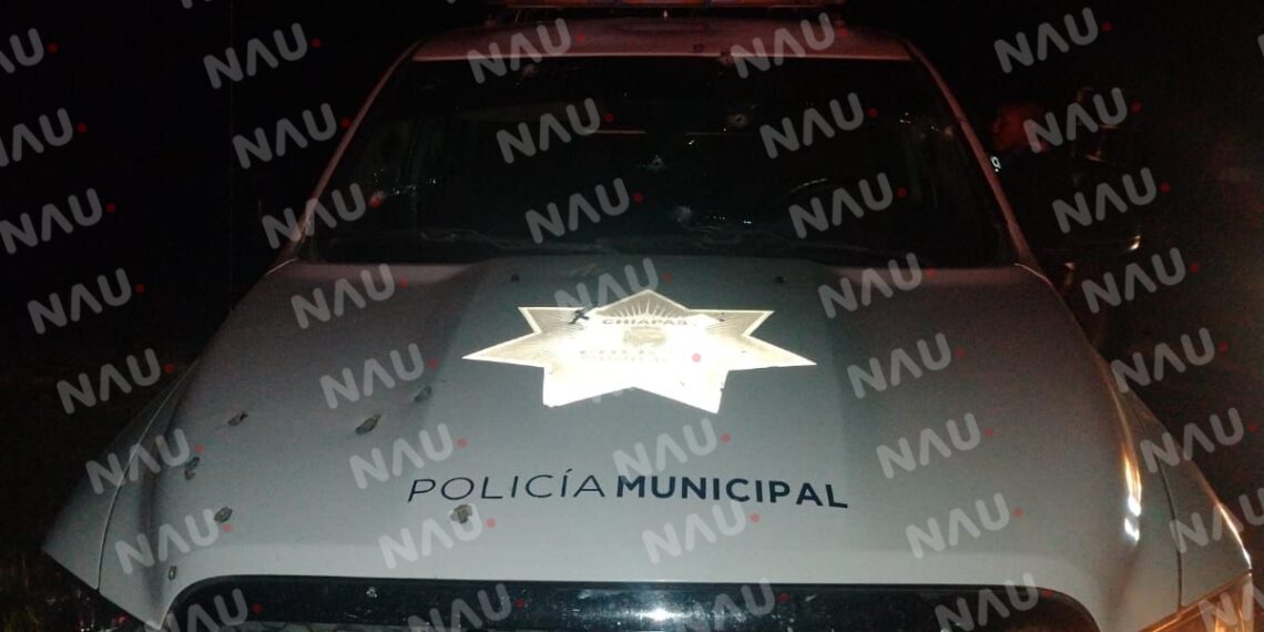 Lesionan a tres agentes municipales de Suchiate