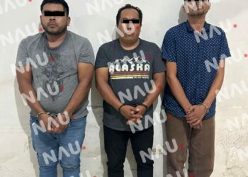 Detienen a tres personas con 30 bolsitas de marihuana y un arma de fuego