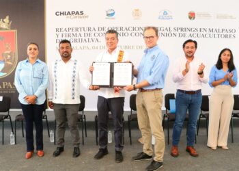 Atestigua Rutilio Escandón reapertura de operaciones de Regal Springs México- Acuagranjas Dos Lagos