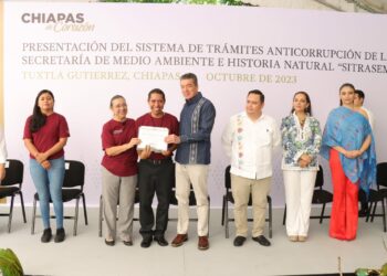 Atestigua Rutilio Escandón la presentación del Sistema de Trámites Anticorrupción de la Semahn