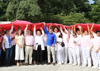 Rutilio Escandón promueve acciones preventivas en la salud de la mujer y contra el dengue, zika y chikungunya