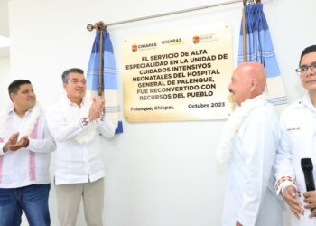 Inaugura Rutilio Escandón Unidad de Cuidados Intensivos del Hospital General de Palenque