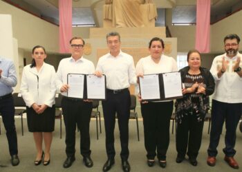 Atestigua Rutilio Escandón firma para garantizar el cumplimiento de Ley 3 de 3 contra la Violencia de Género