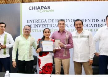 Entrega Rutilio Escandón reconocimientos al Mérito Estatal de Investigación, Convocatoria 2023