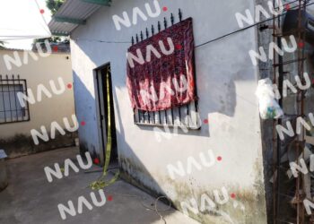 Escapó por la puerta falsa