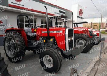 Roban tractor del rancho la Argentina de Mapastepec