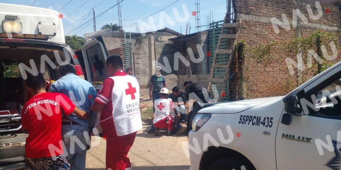 Dos personas resultaron con quemaduras de segundo grado al recibir una descarga eléctrica