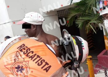 Hondureña intenta asesinar a un haitiano y le dio una cuchillada en la espalda