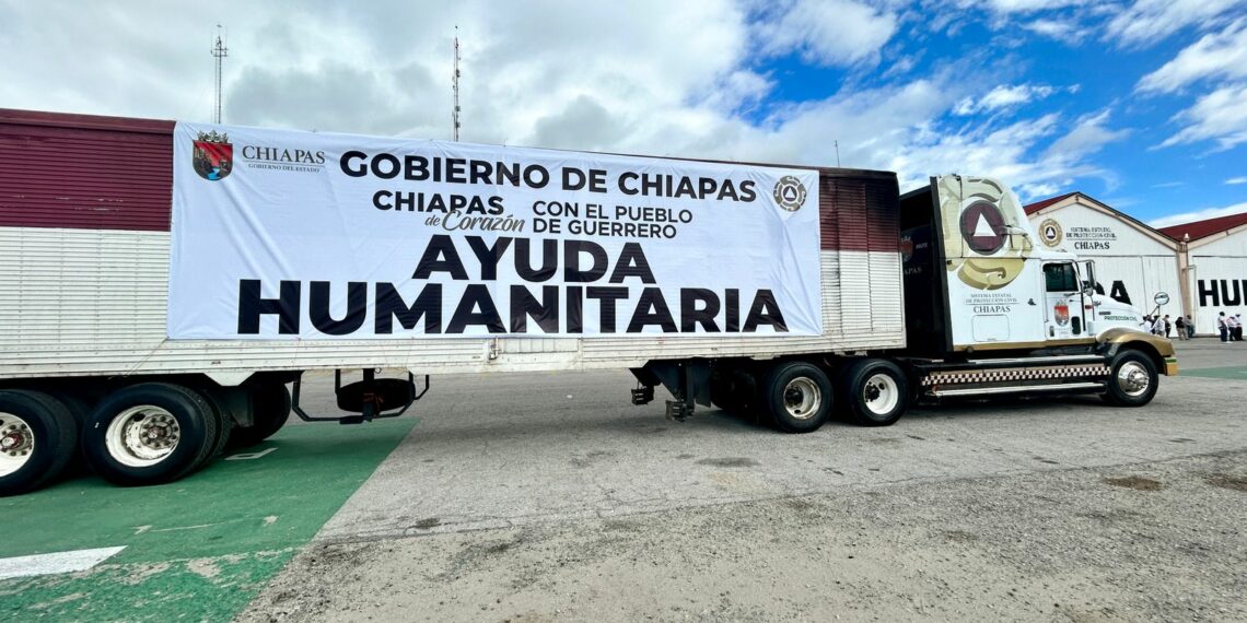 Rutilio Escandón dio banderazo de salida de 55 toneladas de ayuda humanitaria para Guerrero