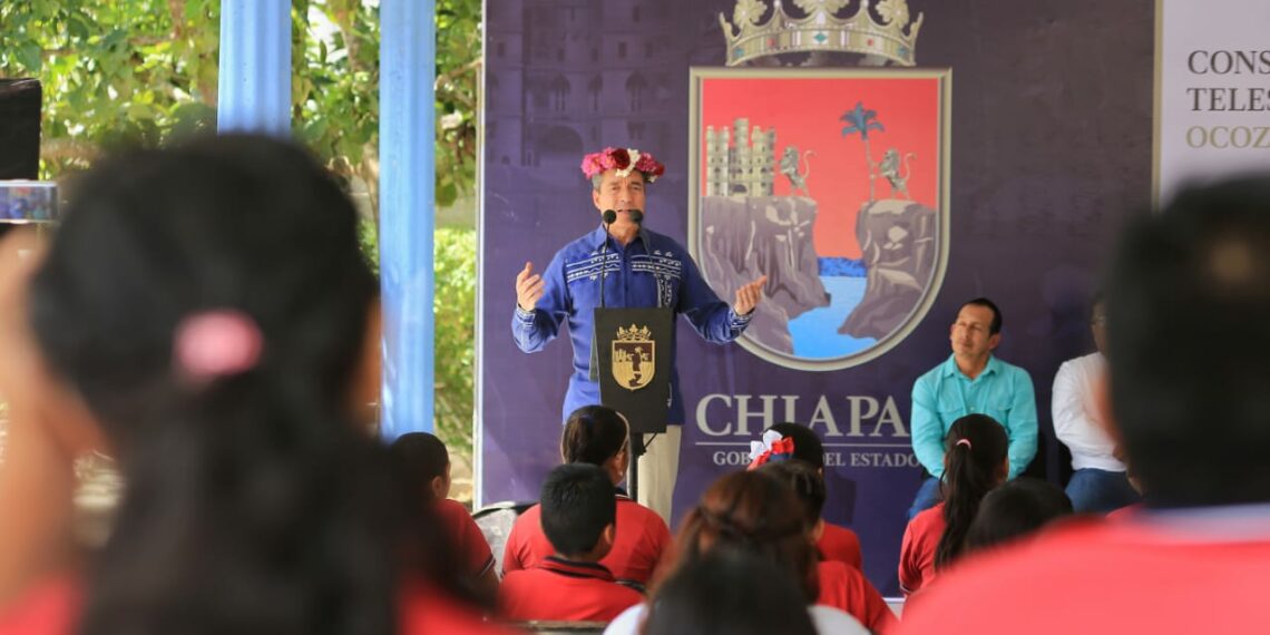 Rutilio Escandón inauguró infraestructura educativa en Escuela Telesecundaria No. 149 de Ocozocoautla