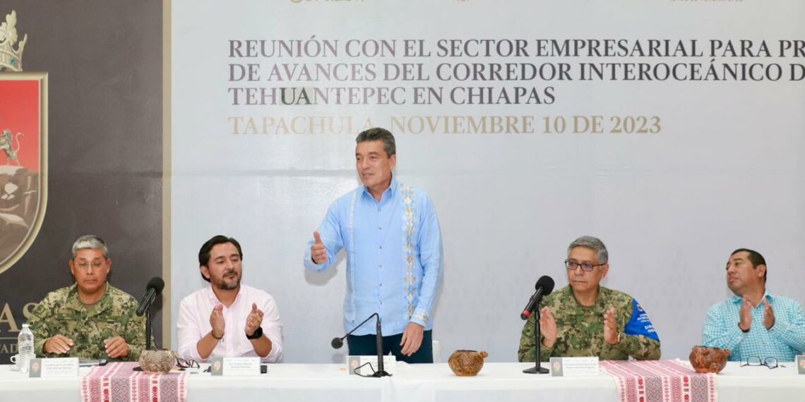 Rutilio Escandón y sector empresarial conocen avances del Corredor Interoceánico del Istmo de Tehuantepec