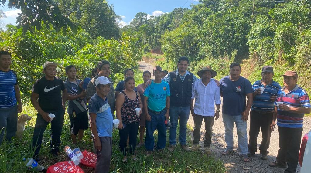 “Eslí Àlvarez Arzate, delegado de Obras Públicas, colabora activamente con las Comunidades Vulnerables de la Zona Alta de Tapachula”