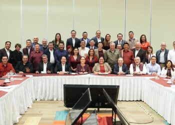 ERA acompañó a Claudia Sheinbaum a su registro como precandidata a la Presidencia