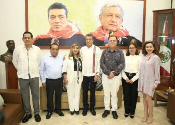 Sostiene Rutilio Escandón reunión con representantes del PJE que recibieron nuevos nombramientos