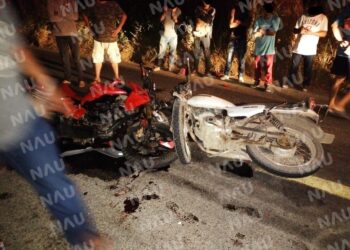 Un muerto y tres heridos deja choque de motocicleta
