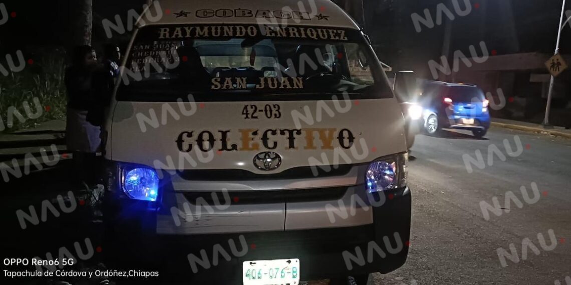 Una lesionada deja un accidente de una combi que se pasó el paso peatonal con exceso de velocidad