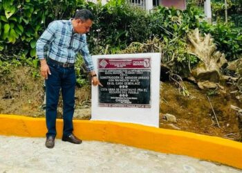 Entrega el presidente Municipal Isaías Verdugo Roblero, obra de beneficio social para habitantes del Ejido Desenlace