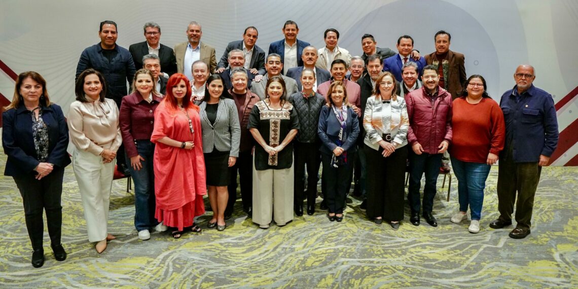 Rutilio Escandón se reúne con Claudia Sheinbaum, gobernadoras y gobernadores
