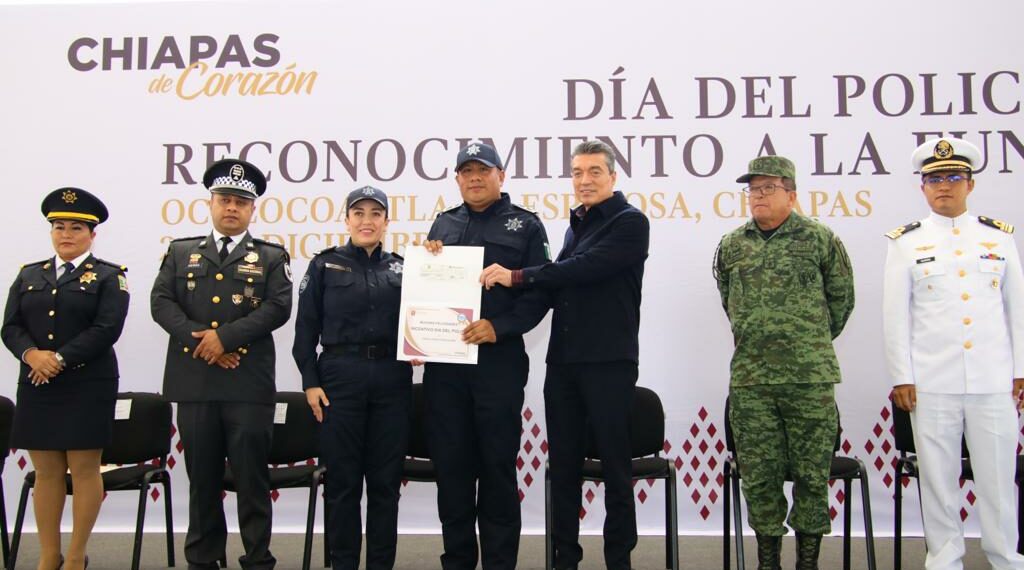 Reconoce Rutilio Escandón labor de policías para mantener la estabilidad y la armonía en Chiapas