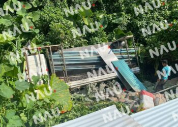 Solo daños materiales deja accidente en Cacahoatán