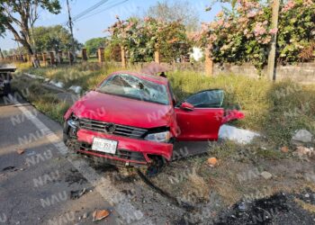 Una persona lesionada y daños materiales por más de 80 mil pesos deja un accidente