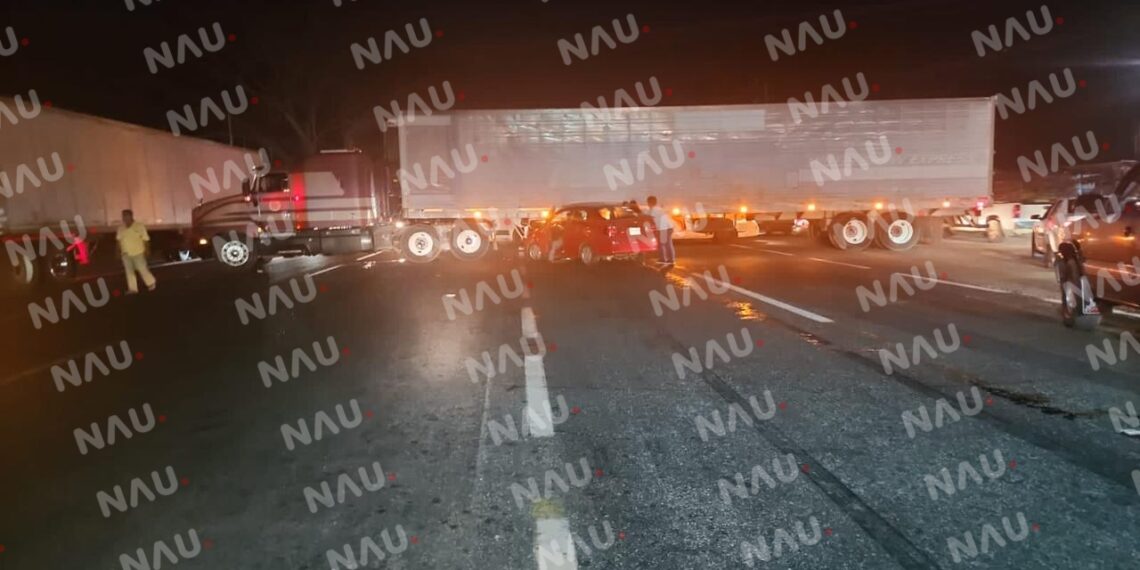 Cinco personas resultaron con lesiones leves en accidente de tránsito