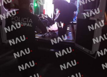 Disparan contra dos personas que viajaban en un mototriciclo