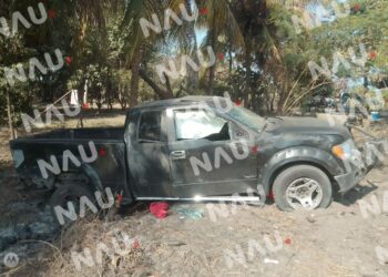 Dos lesionados deja un choque de dos trocas