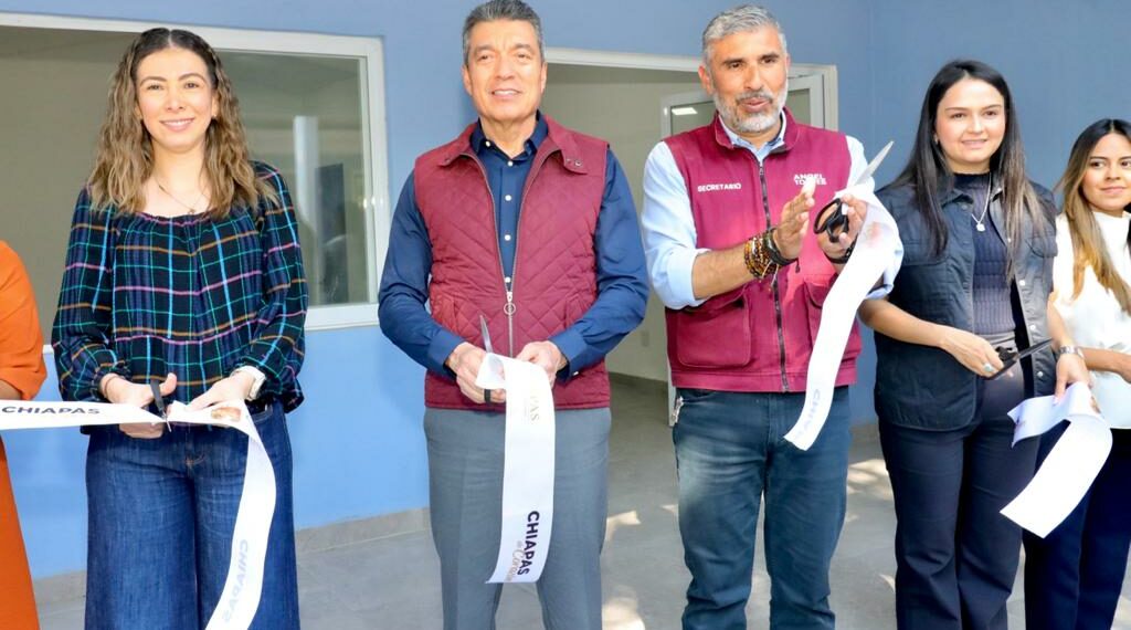 Inaugura Rutilio Escandón la rehabilitación de la Casa Hogar para Ancianos del DIF Chiapas, en Tuxtla Gutiérrez
