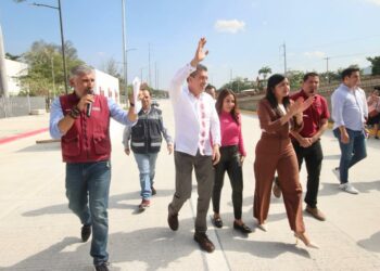 Rutilio Escandón encabeza inicio de circulación parcial a la altura del Paso a Desnivel de la Torre Chiapas