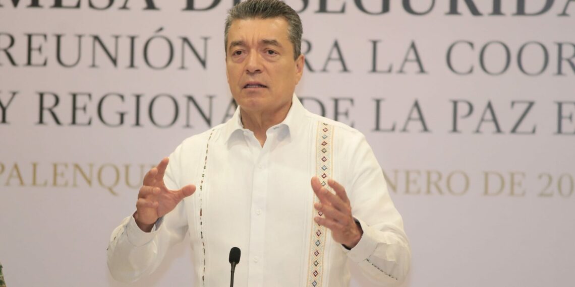 Rutilio Escandón pide a pescadores tomar precauciones ante posibilidad de fuertes oleajes