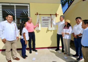 Inaugura Rutilio Escandón espacios educativos en la localidad Nueva Esperanza, de Palenque