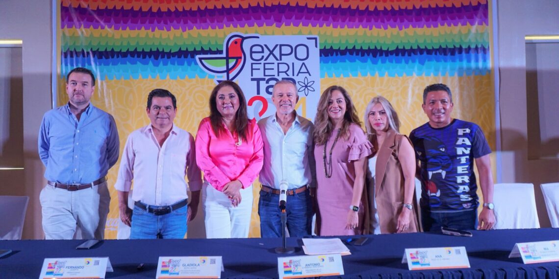ANUNCIAN EXPO FERIA TAPACHULA 2024 Y PRESENTAN A MIA STIVALET PORRAS COMO SOBERANA DE LA MUESTRA MÁS IMPORTANTE DE LA REGIÓN