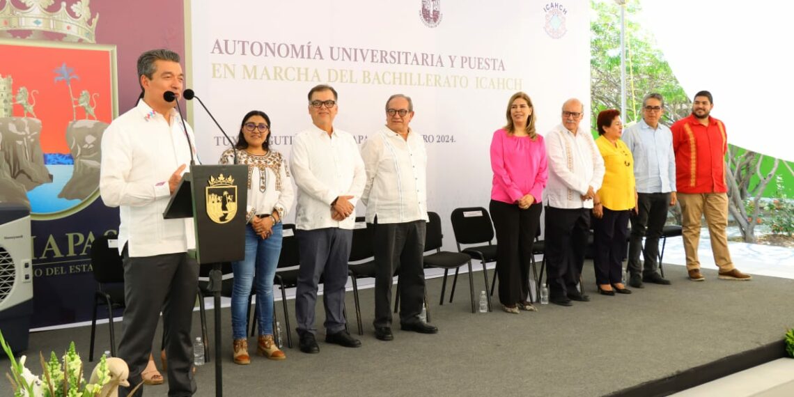 Destaca Rutilio Escandón implementación del Sistema de Bachillerato en la Unicach