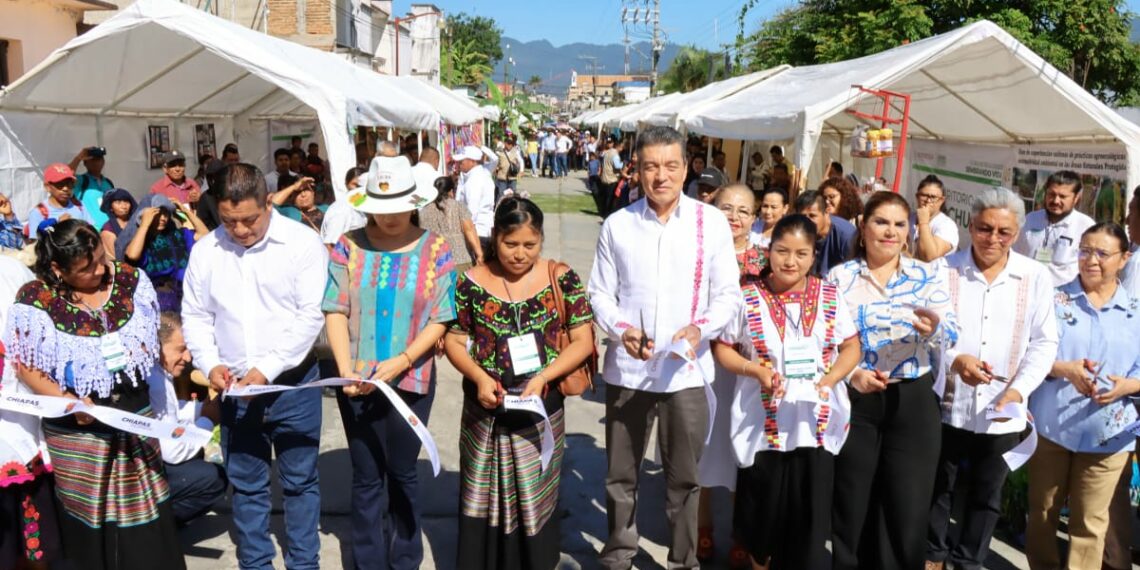 Encabeza Rutilio Escandón Foro de Resultados del Programa Sembrando Vida en Chiapas