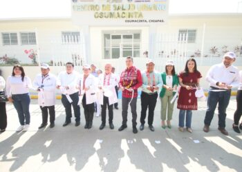 Tras años de abandono, Rutilio Escandón inaugura reconversión del Centro de Salud Urbano de Osumacinta