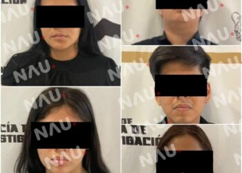 Jóvenes presuntos estafadores y roba carros