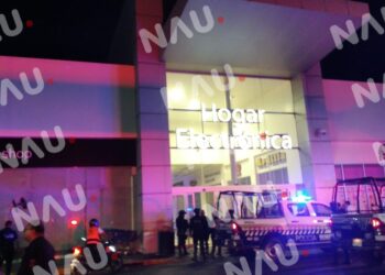 Muere una persona tras ser atacada a balazos en el estacionamiento de Walmart Tapachula, Chiapas