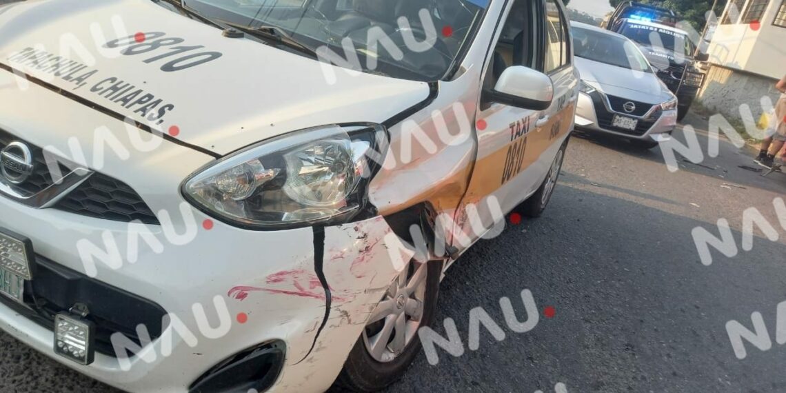 Choque en el Fraccionamiento Los Laureles causa solo daños materiales