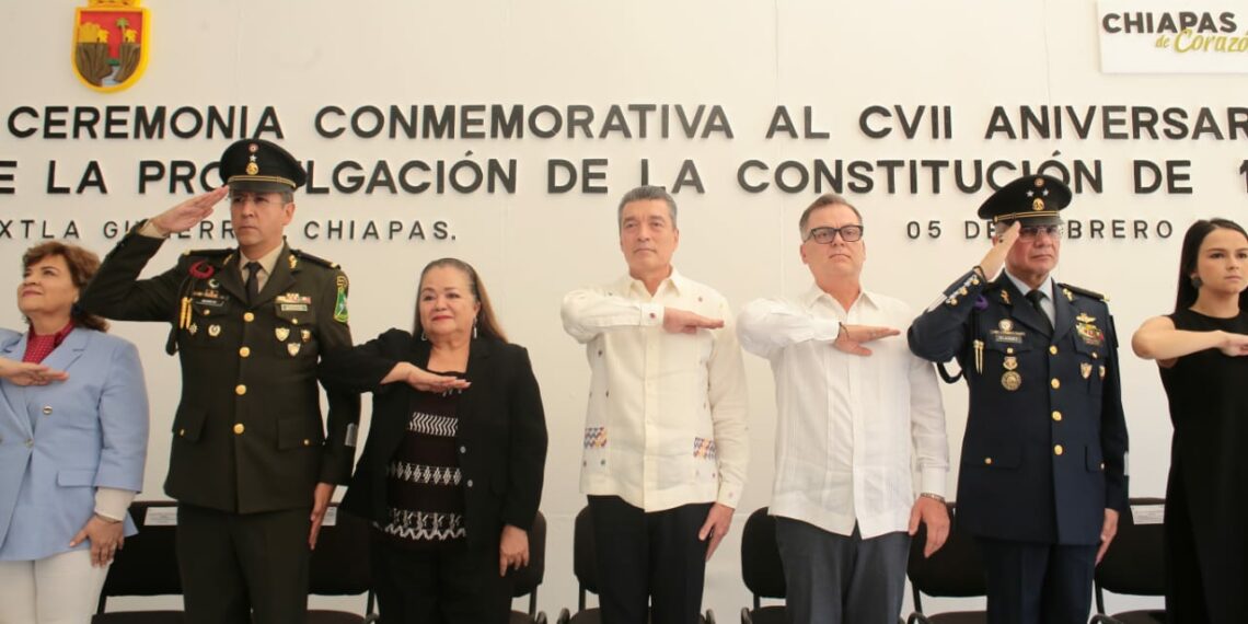 Conmemora Rutilio Escandón 107 Aniversario de la Promulgación de la Constitución de 1917
