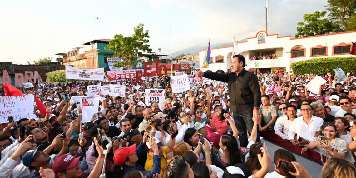 “Los jóvenes van a trascender en Chiapas: Eduardo Ramírez