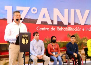 Asiste Rutilio Escandón a celebración del 17 aniversario del CRIT Chiapas